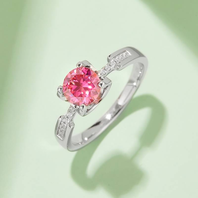 直臂微镶牛头小蛮腰S925银镀白金MoissaniteWomen's Ring1ctD级